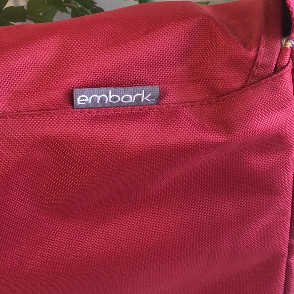 ‘embark’ Roomy Messenger Bag (#7) - Picture 9 of 9